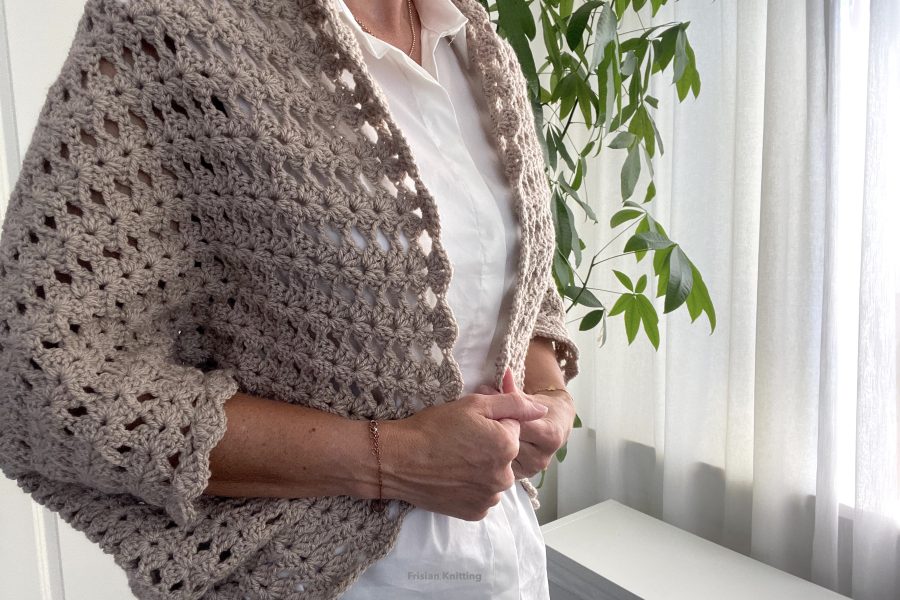 pattern-crochet-shrug