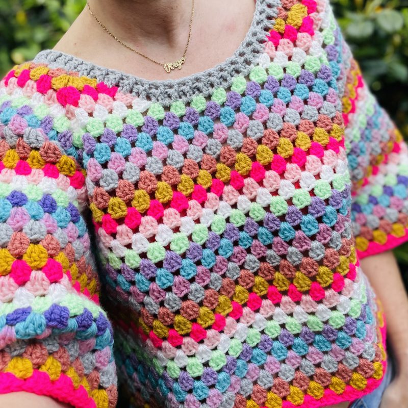 Crochet pattern Granny sweater Ivy (scrap yarn) – Frisian knitting